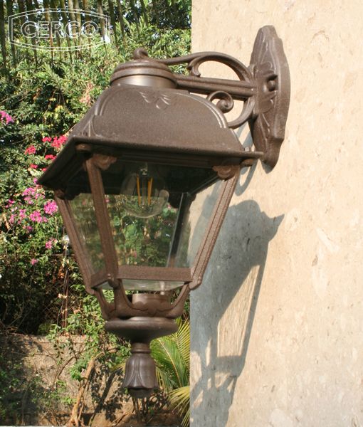 Loose-fit round neck sweater