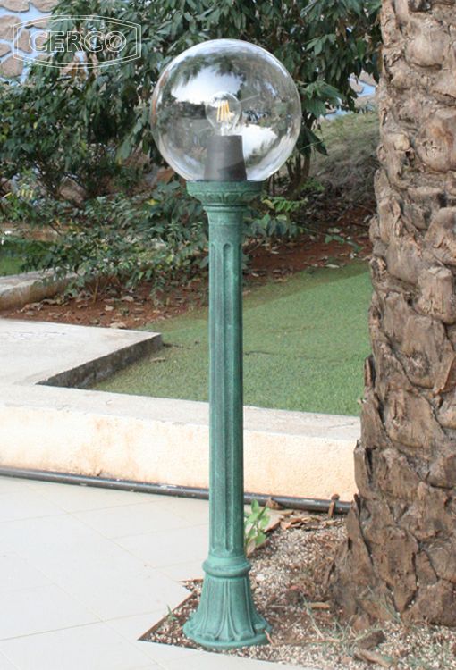 Loose-fit round neck sweater