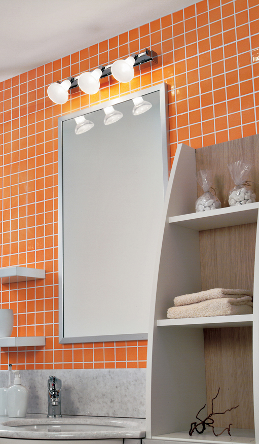 Loose-fit round neck sweater