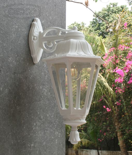 Loose-fit round neck sweater