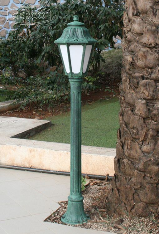 Loose-fit round neck sweater