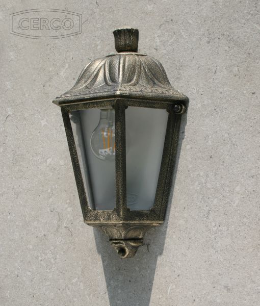 Loose-fit round neck sweater