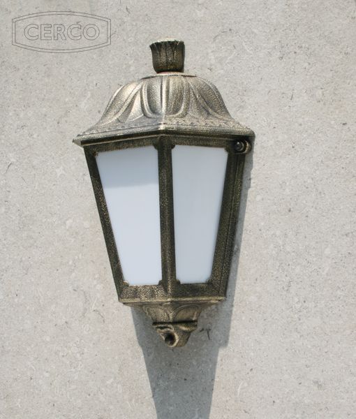 Loose-fit round neck sweater