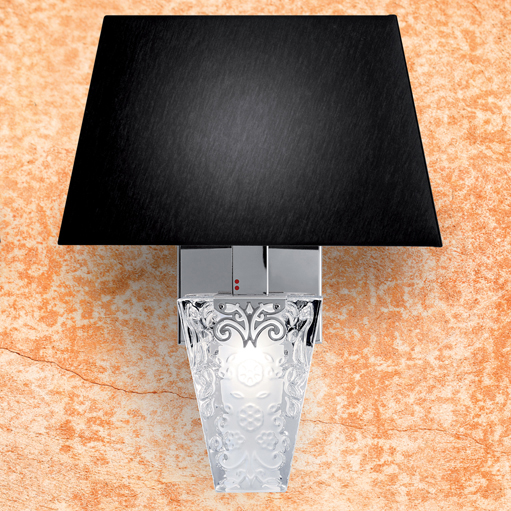 Loose-fit round neck sweater